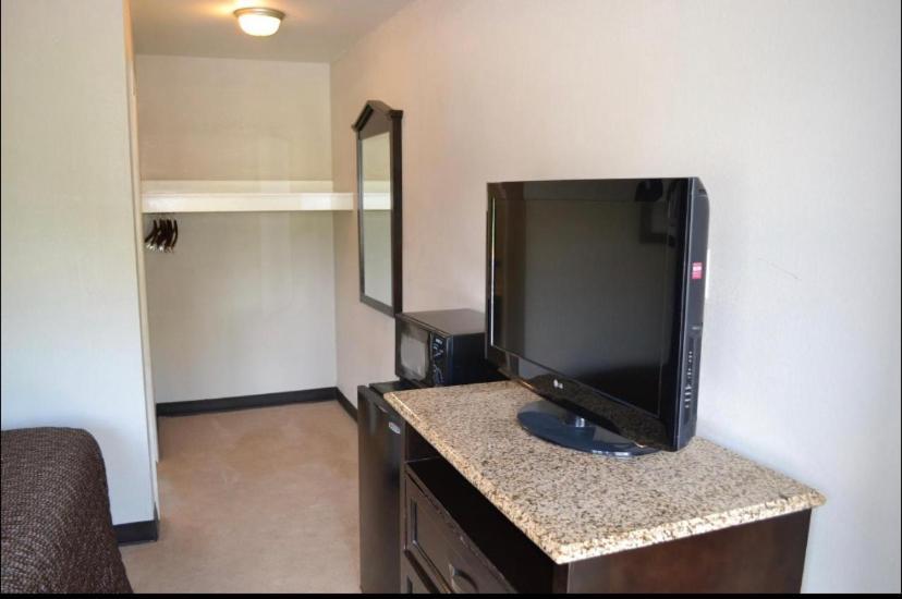 High Point Arcadia Inn מראה חיצוני תמונה