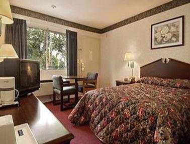 High Point Arcadia Inn חדר תמונה